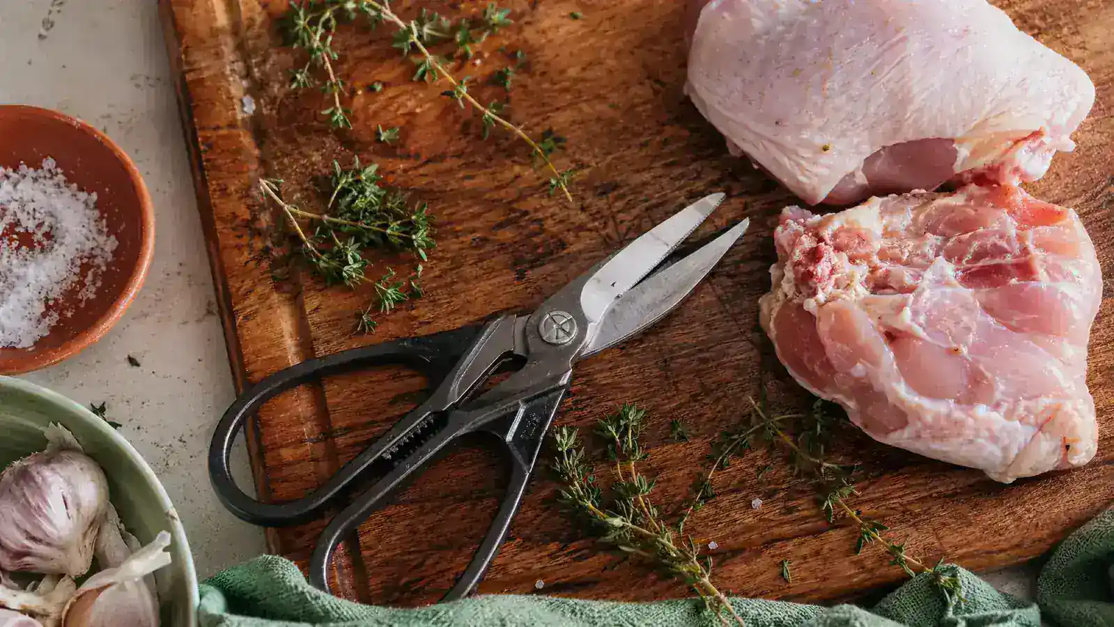 10 Reasons Kitchen Shears Speed Up Cooking More Than You Think
